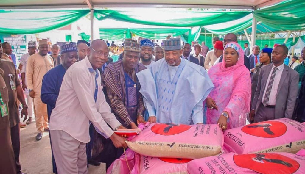 FG FLAGS-OFF OF THE SALES OF 30,000MT MILLED RICE TO NIGERIANS AT SUBSIDIZED RATE